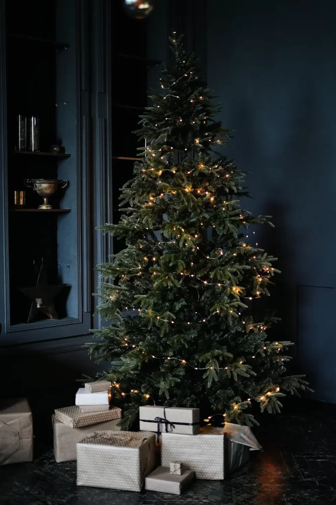 christmas tree with presents