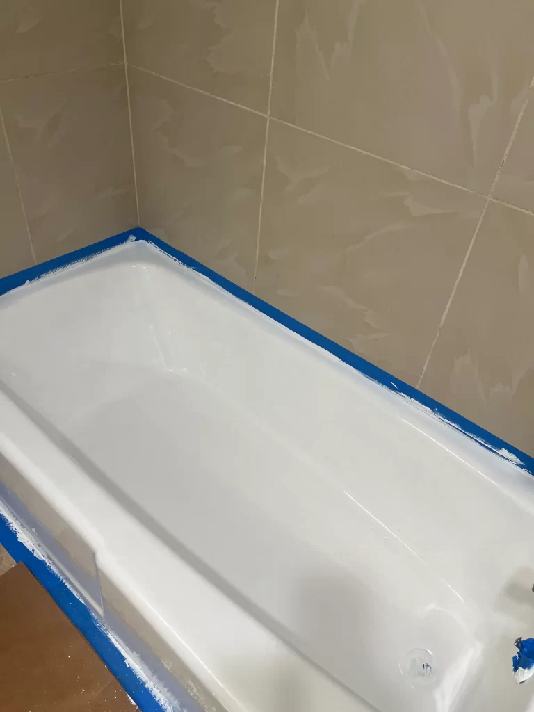 bathtub after refinishing with rust-oleum tub and tile refinishing kit